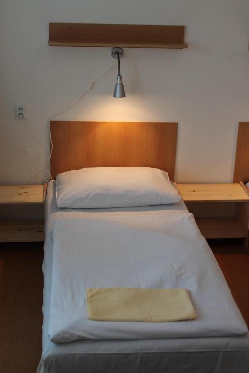 Hostel Turist Zvolen Cameră foto